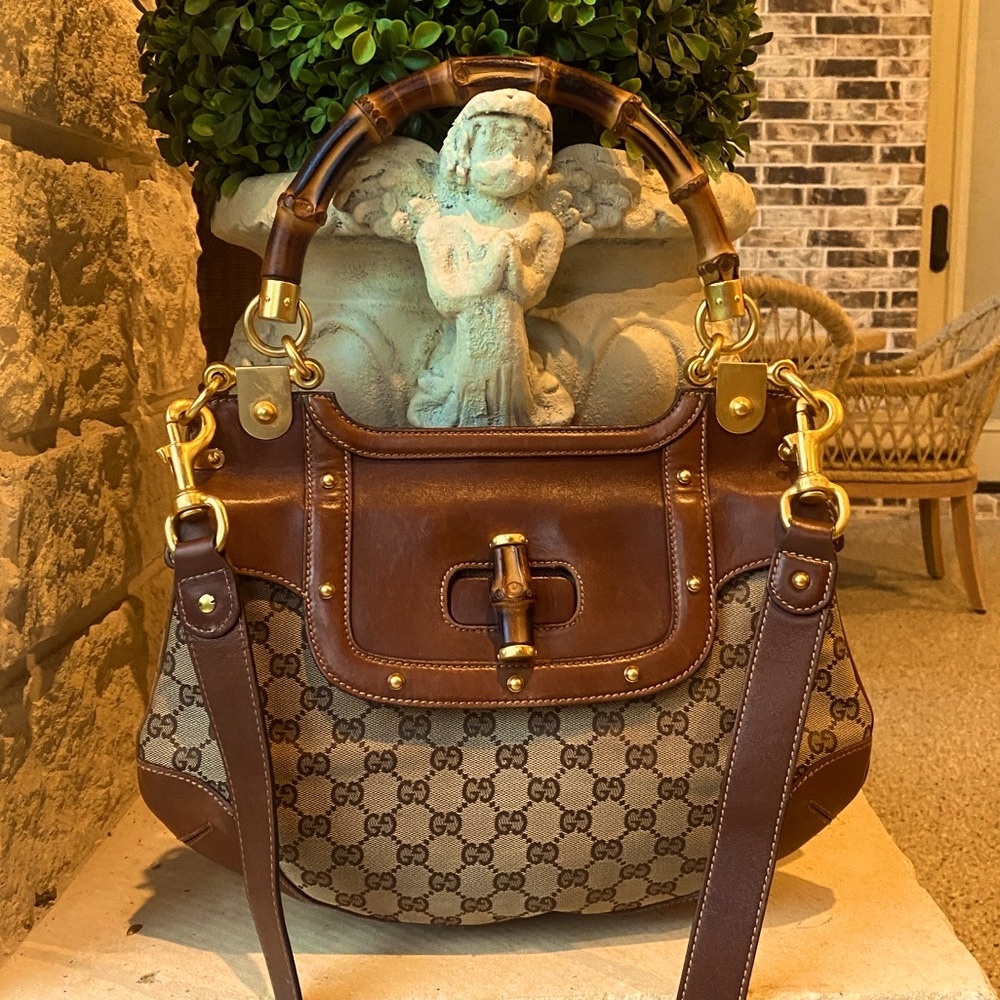 RARE Gucci Vintage GG signature & leather Jackie Bamboo top handle bag!